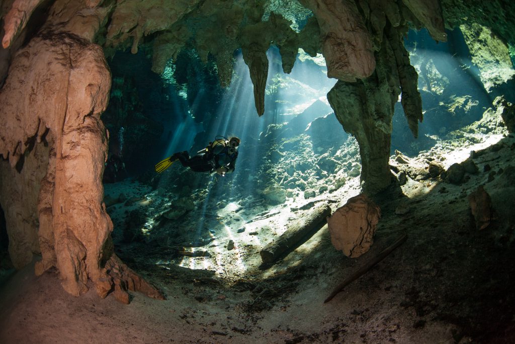 5 Incredible Cave Dives Underwater360