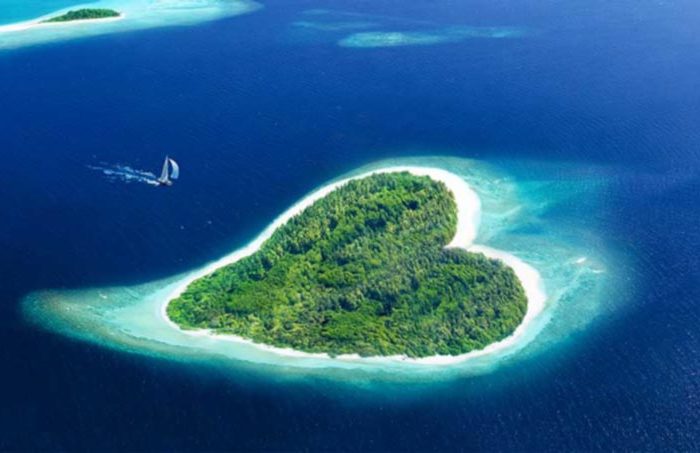 11 Top Romantic Dive Getaways in Asia Pacific